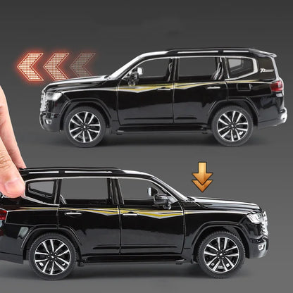 1:24 Toyota LAND CRUISER LC300