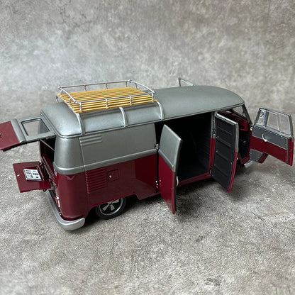 1:18 Volkswagen T1b Bus Lowrider