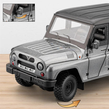 1:18 UAZ Hunter SUV