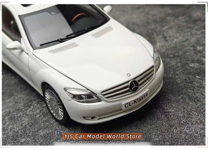 1:18 BMW M3 GTR (E46)