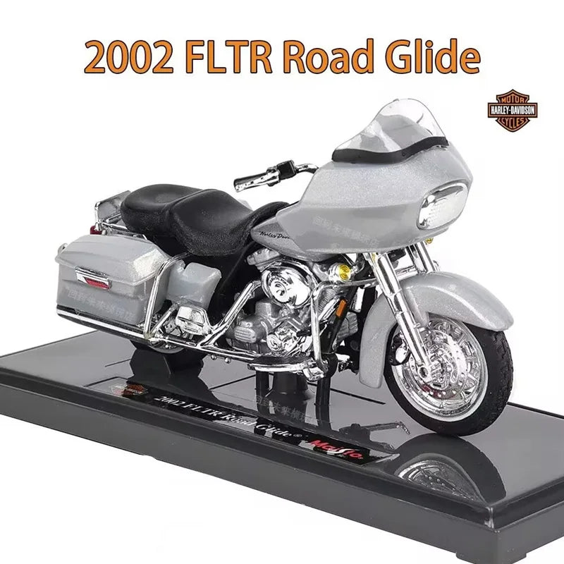 1:18 Harley CVO Road Glide 2018