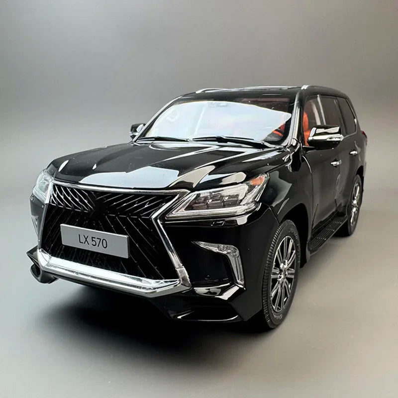 1:18 Lexus LX570
