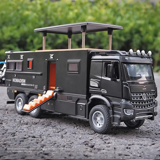 1:24 Mercedes-Benz Camper RV Motorhome