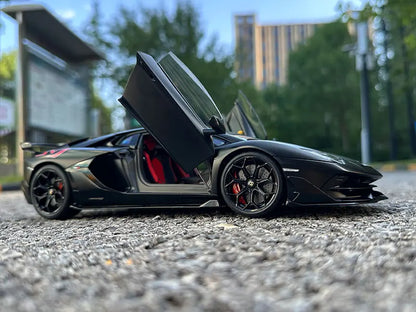 1:18 Lamborghini Aventador SVJ