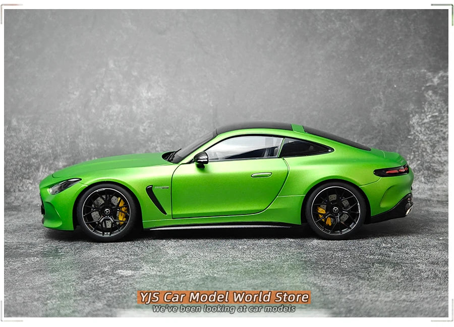 1:18 Mercedes-Benz AMG GT63