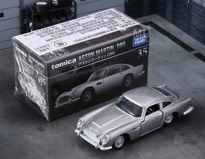 TAKARA TOMY ASTON MARTIN DB5