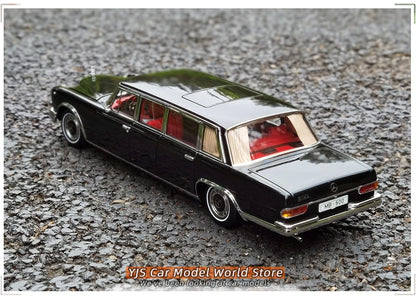 1:18 Mercedes-Benz Pullman MB 600