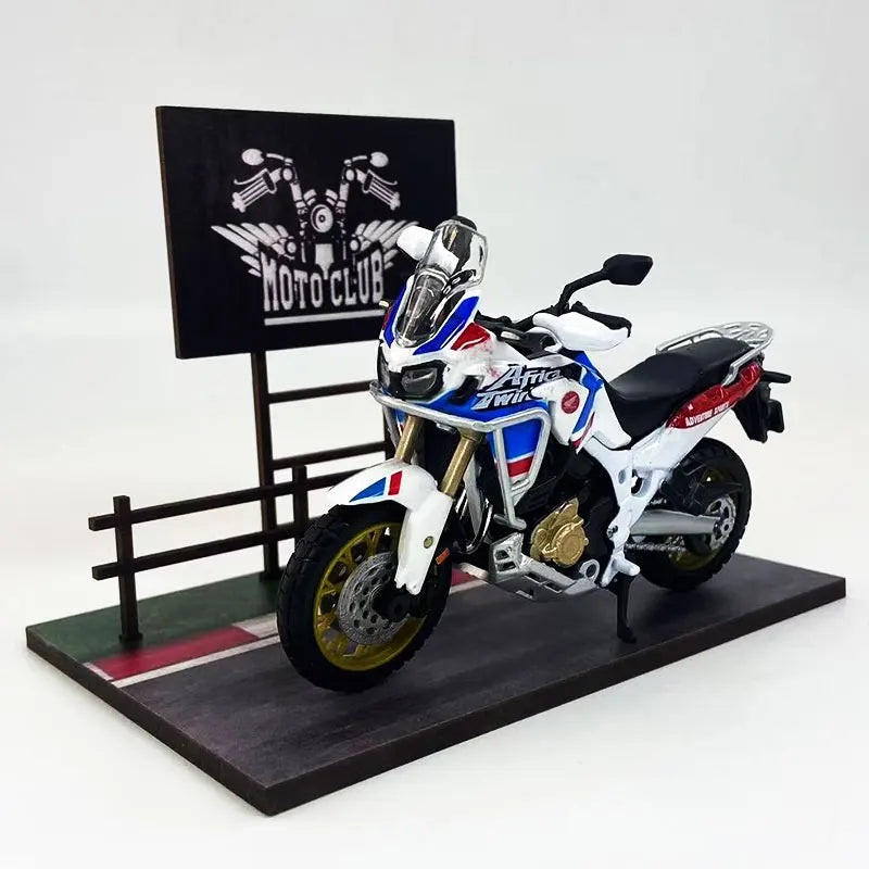 1:18 Honda Africa Twin