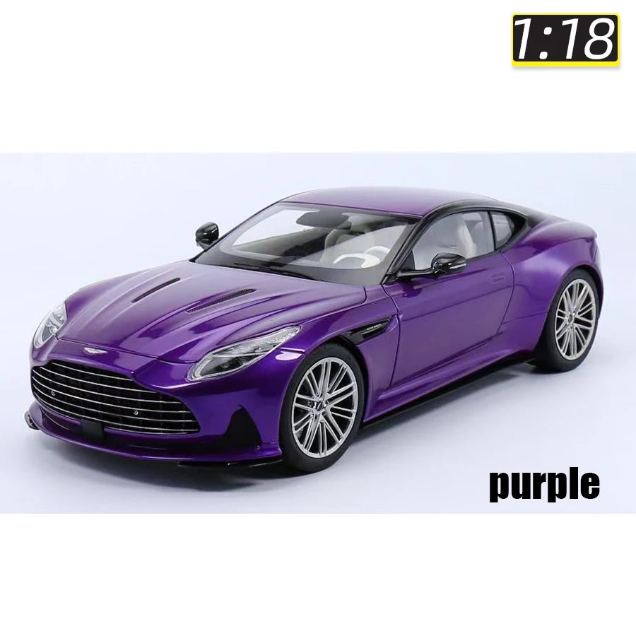 1:18 Aston Martin DB12