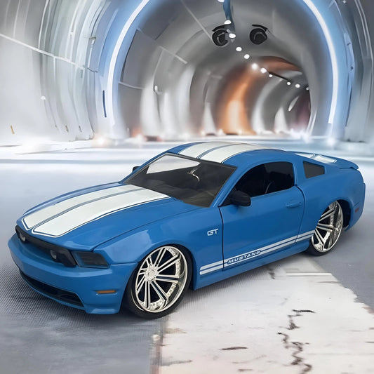 1:24 Ford Mustang GT 2010