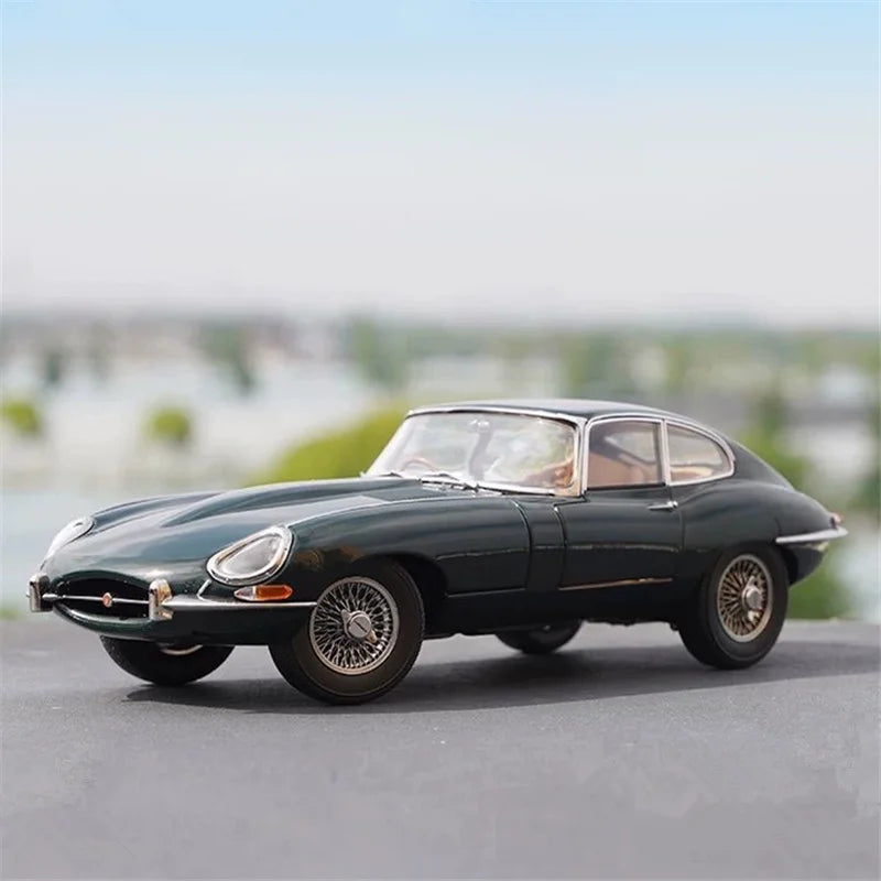 1:24 Jaguar E-type