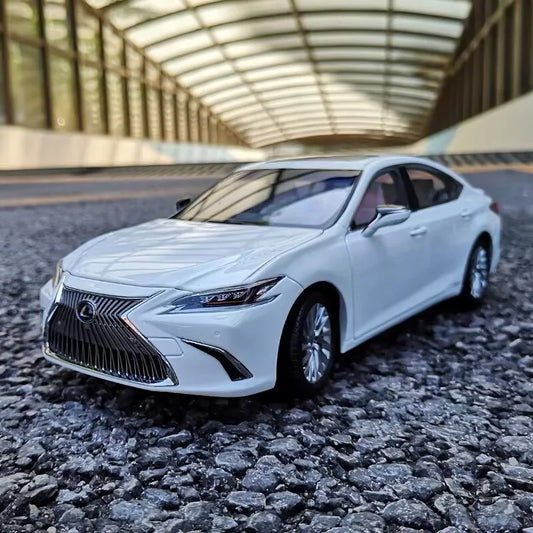 1:24 Lexus ES300H Coupe