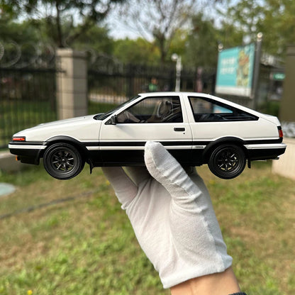 1:18 Toyota AE86 TRUENO