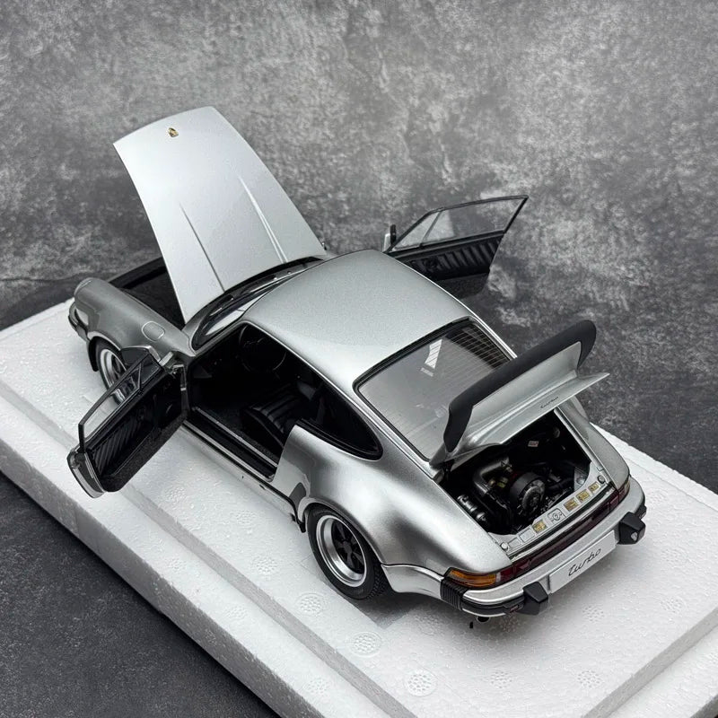 1:18 Porsche 911 (930) Turbo 3.0