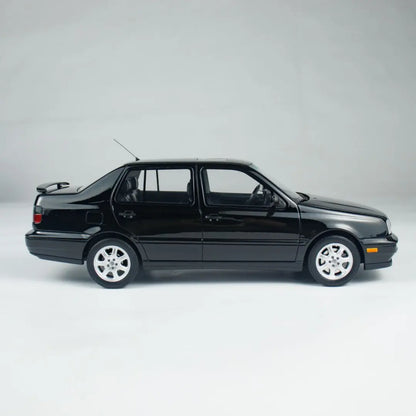 1:18 Volkswagen Jetta GLX VR6