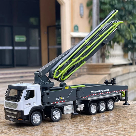 1:50 Cement Pump Truck Model