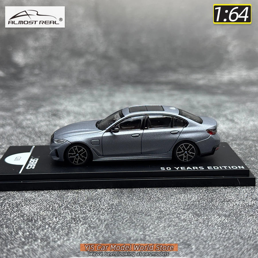 1:64 50 Years 7 GENERATIONS 3 Series E21 E30 E36 E46 E90 F30 G20 I3 G28