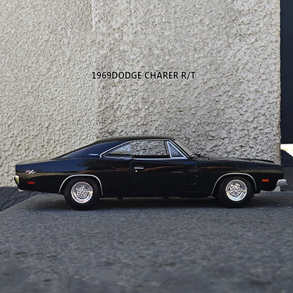 1:18 1969 Dodge Challenger R/T