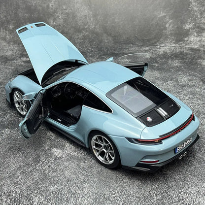1:18 Porsche 911 ST 2023