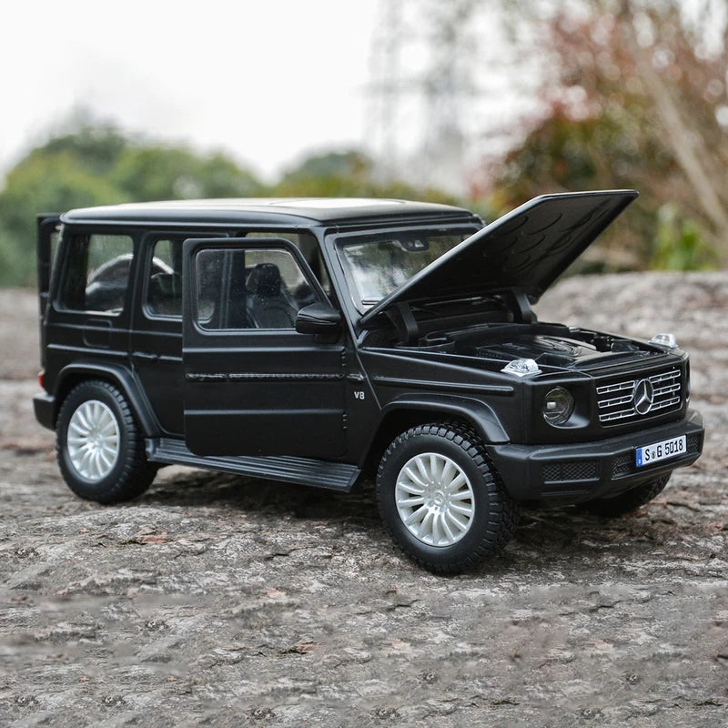 1:24 Mercedes-Benz G500