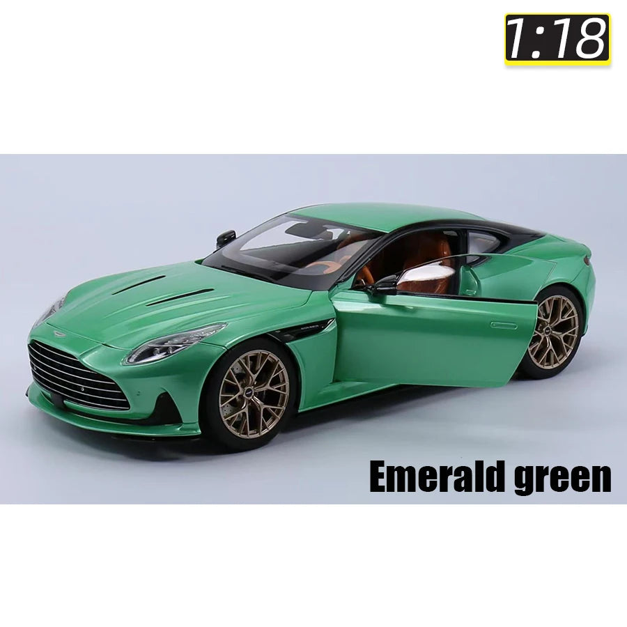 1:18 Aston Martin DB12