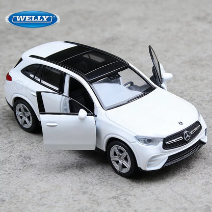 1:36 Mercedes-Benz GLC