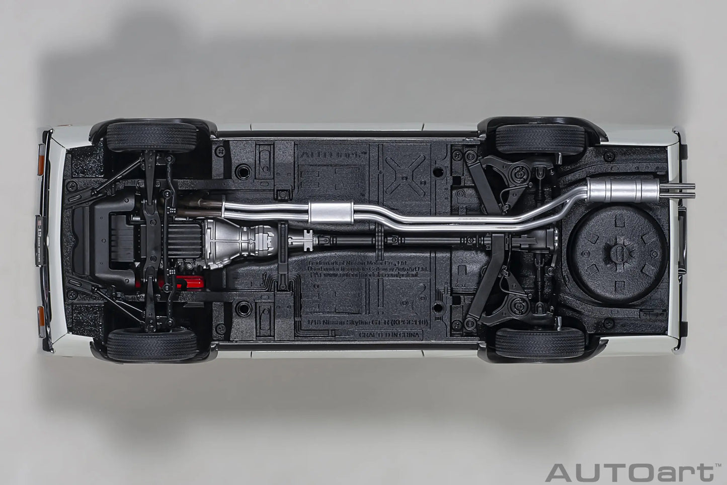 1:18  Nissan Skyline 2000 GT-R (KPGC110)