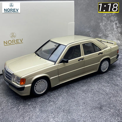 1:18 Mercedes-Benz 190E 2.3-16 1984 Tail version