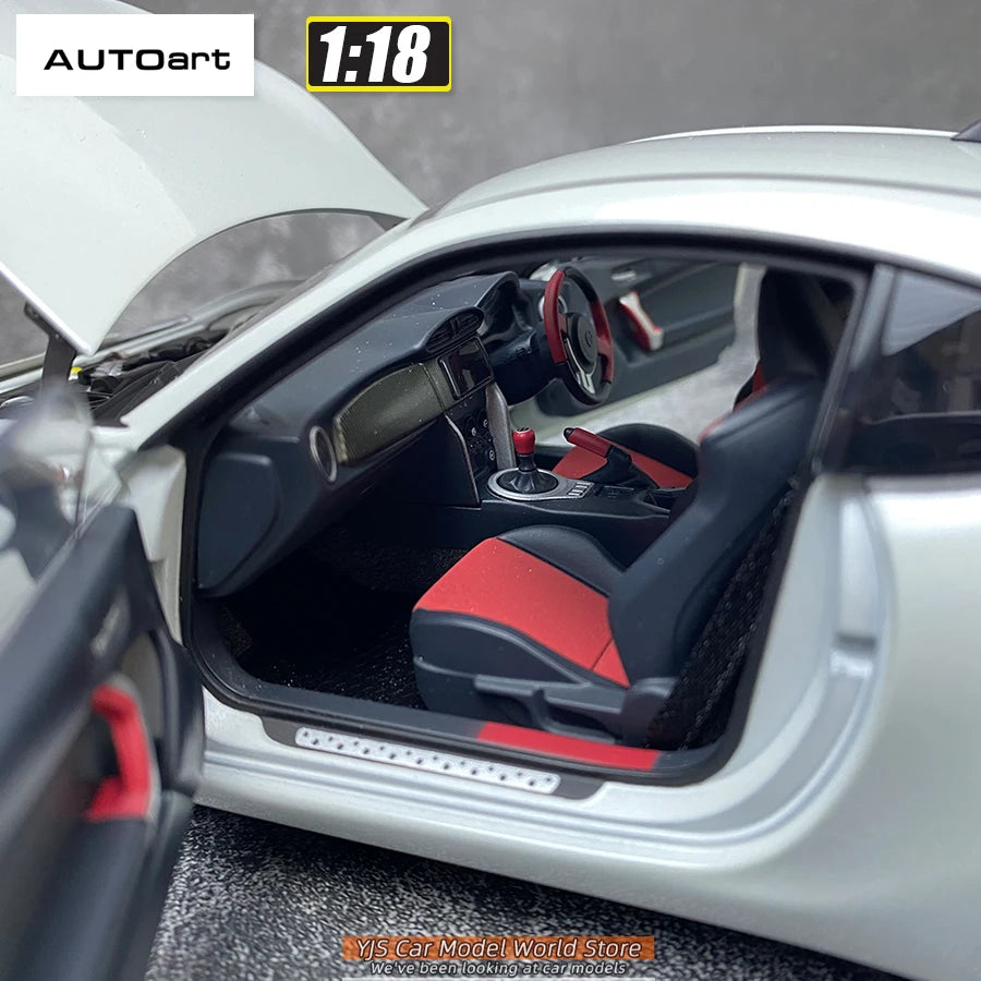 1:18 Toyota 86GT