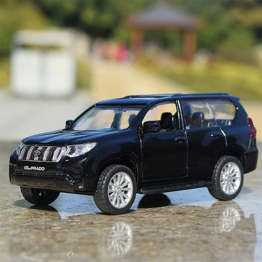 1:42 TOYOTA Prado