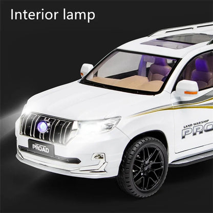 1:18 Prado SUV Alloy Car Model Diecast Metal Toy Off-road Vehicle Car Model High Simulation Sound and Light Toy Gift