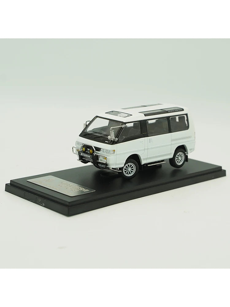 1:43 Mitsubishi Delica 4x4 4wd  4 Wd 1990-1999 Mc & Sunyork