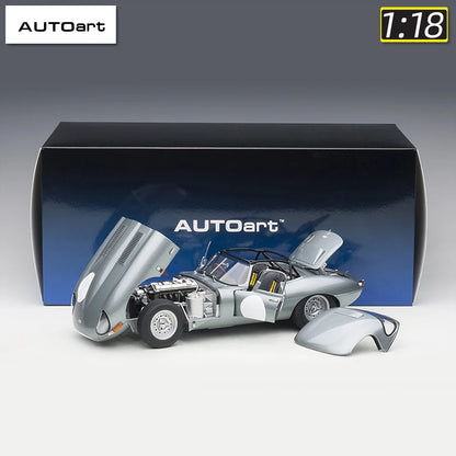 1:18 Jaguar Lightweight E-Type