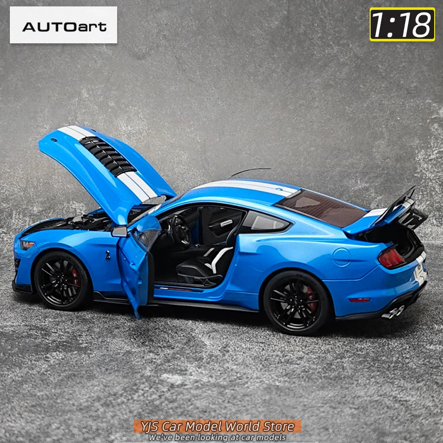 1:18 Ford Mustang Shelby GT500