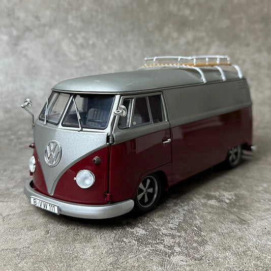 1:18 Volkswagen T1b Bus Lowrider