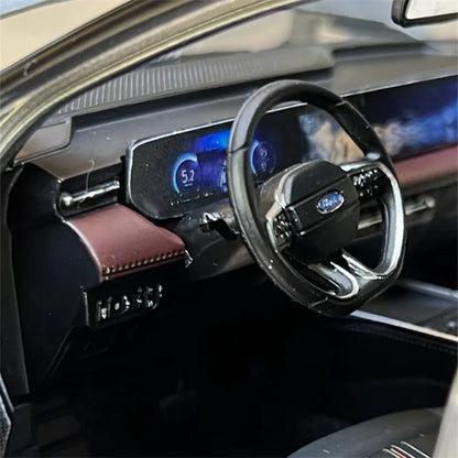 1:18 Ford Mondeo 2022