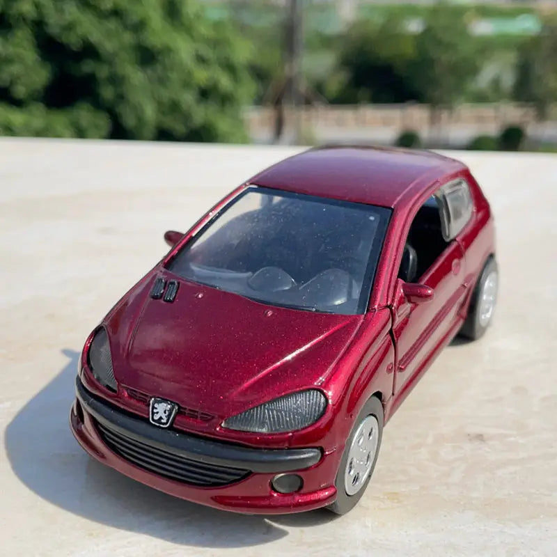1:32 2006 Peugeot 206 Coupe