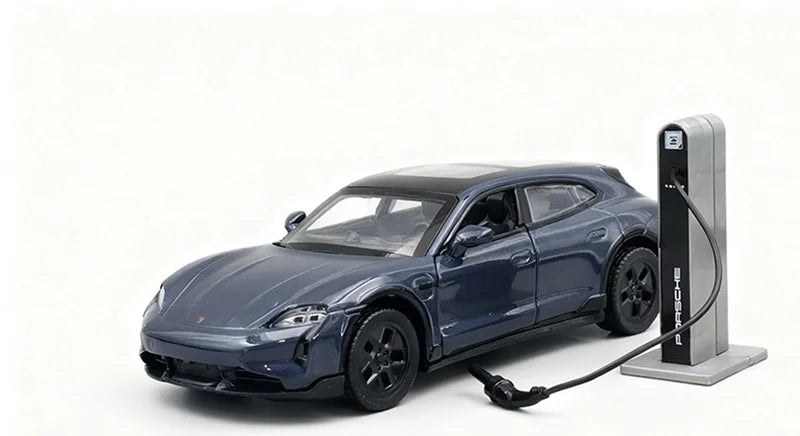 1:36 Porsche Taycan Turbo S Coupe
