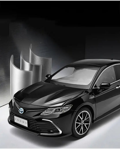 1:18 Toyota Camry 2023
