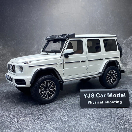 1:18 Mercedes Benz G63 4X4 model 2022