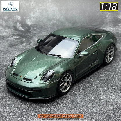 1:18 Porsche 911 S/T 2023