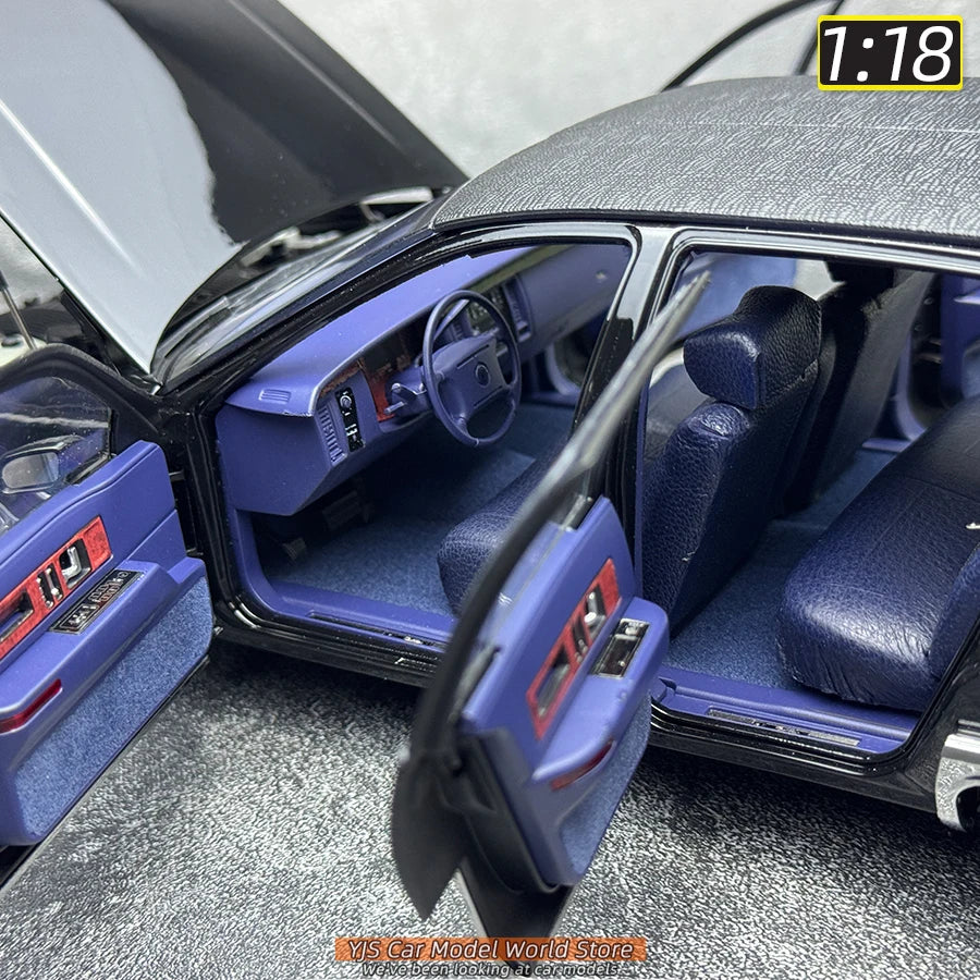 1:18 Cadillac Fleetwood
