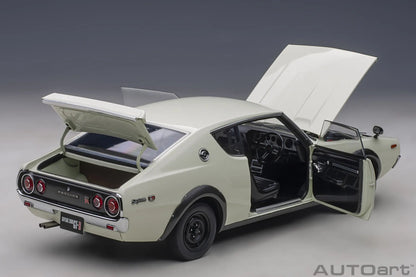 1:18  Nissan Skyline 2000 GT-R (KPGC110)