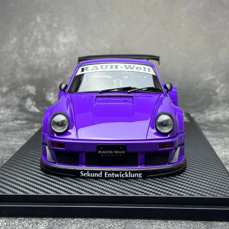 1:18 Porsche RWB 930