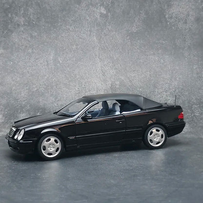1:18 Mercedes-Benz CLK Class Cabriolet  A208 2000