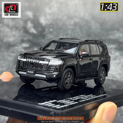 1:43  Toyota Land Cruiser LC300