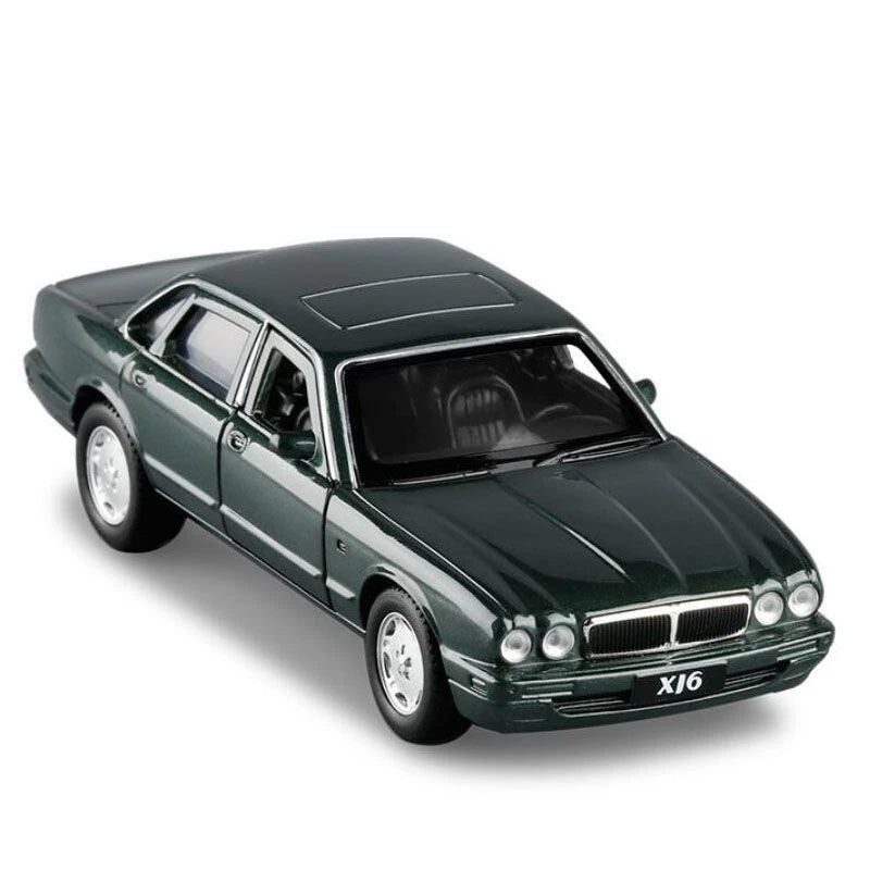 1:36 Jaguar XJ6