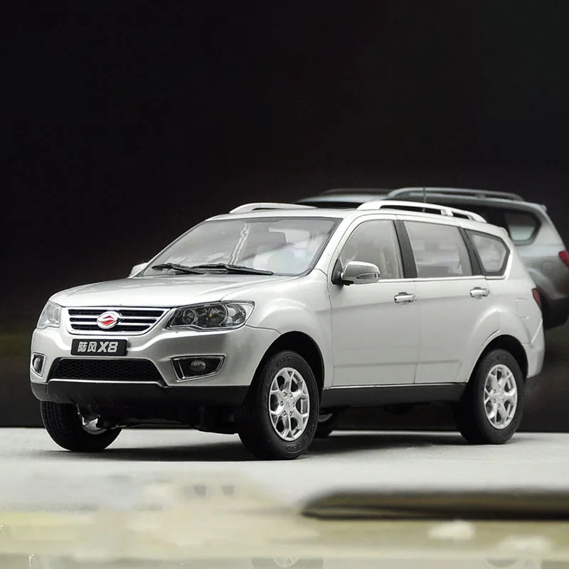1:18 Landwind X8 Super