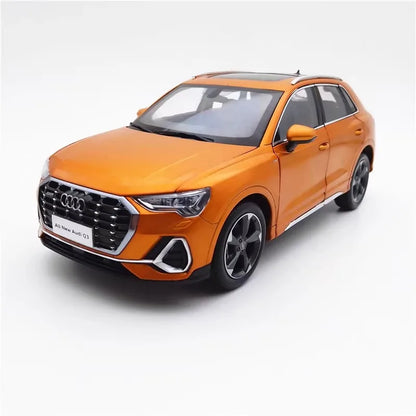 1:18 Audi Q3 2019