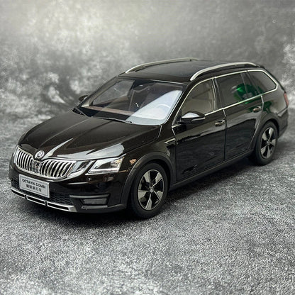 1:18 Skoda Octavia